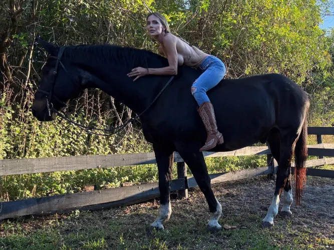 I’m love to ride bareback