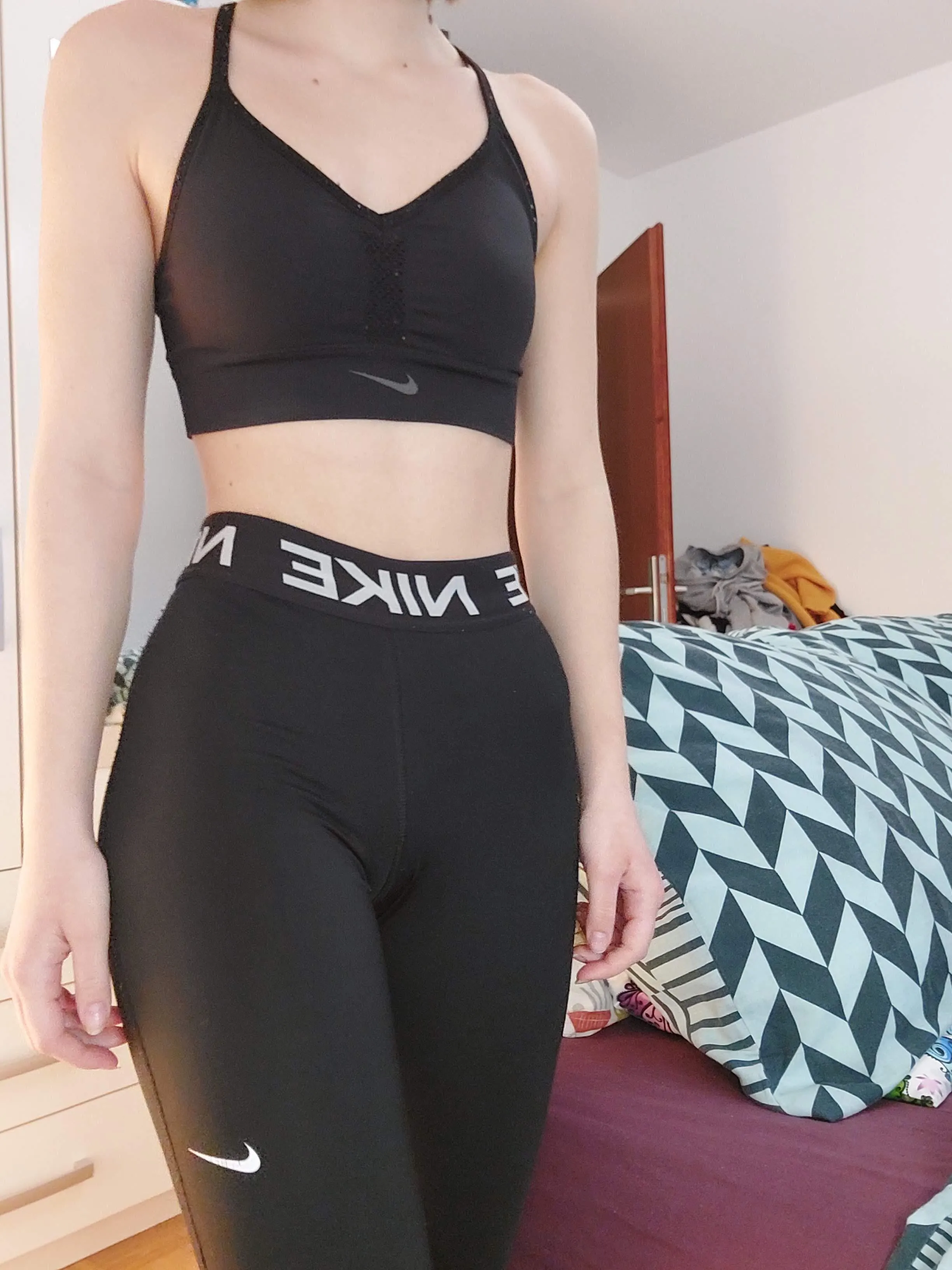 [Selling] well worn nike sports bra