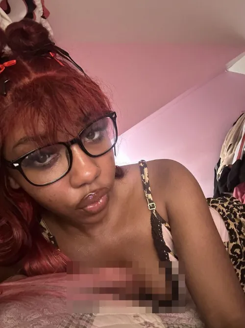 Send a beta like you a picture uncensored? Never in your life.