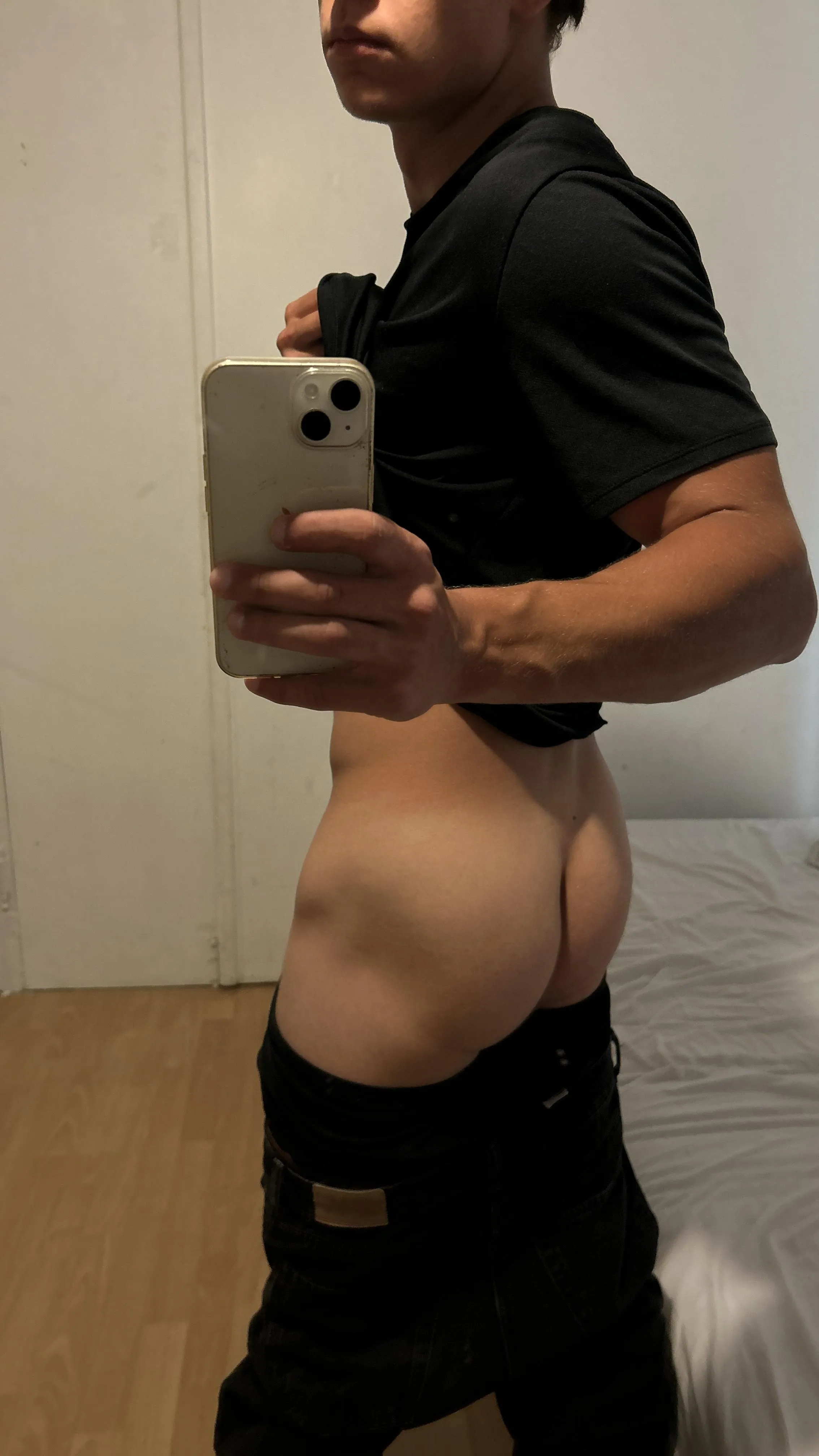 (20)Would you bend me over?