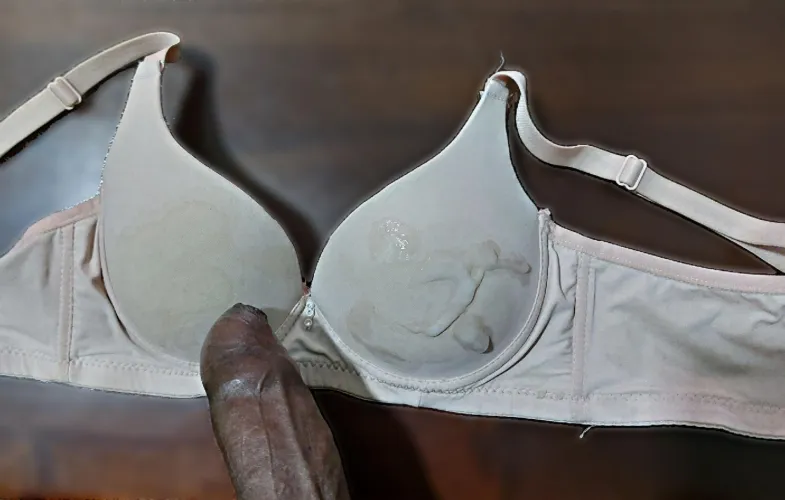 Day 8 on her bra. How long should I keep going? 💦