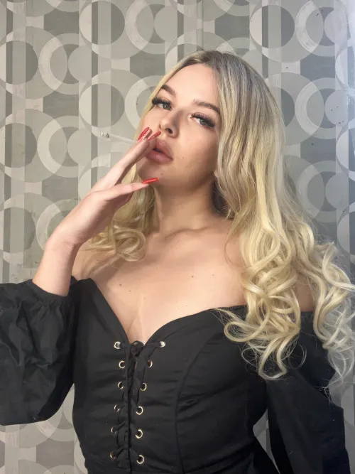 Everything makes me need a cig