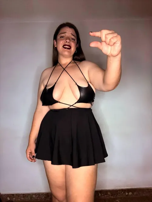 Hahaha you are such a loser and you have it so small... You don't deserve to have an orgasm EVER AGAIN.