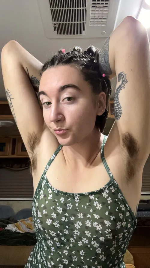 Hairy girls do it best