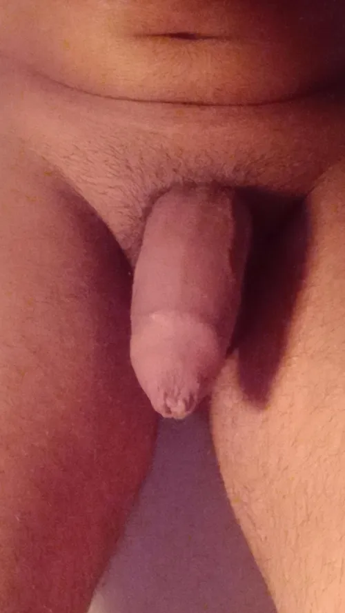 Hey I am 22 M Indian Brahmin Boy. Please comment your thoughts this is my first time sharing my private pic in public.