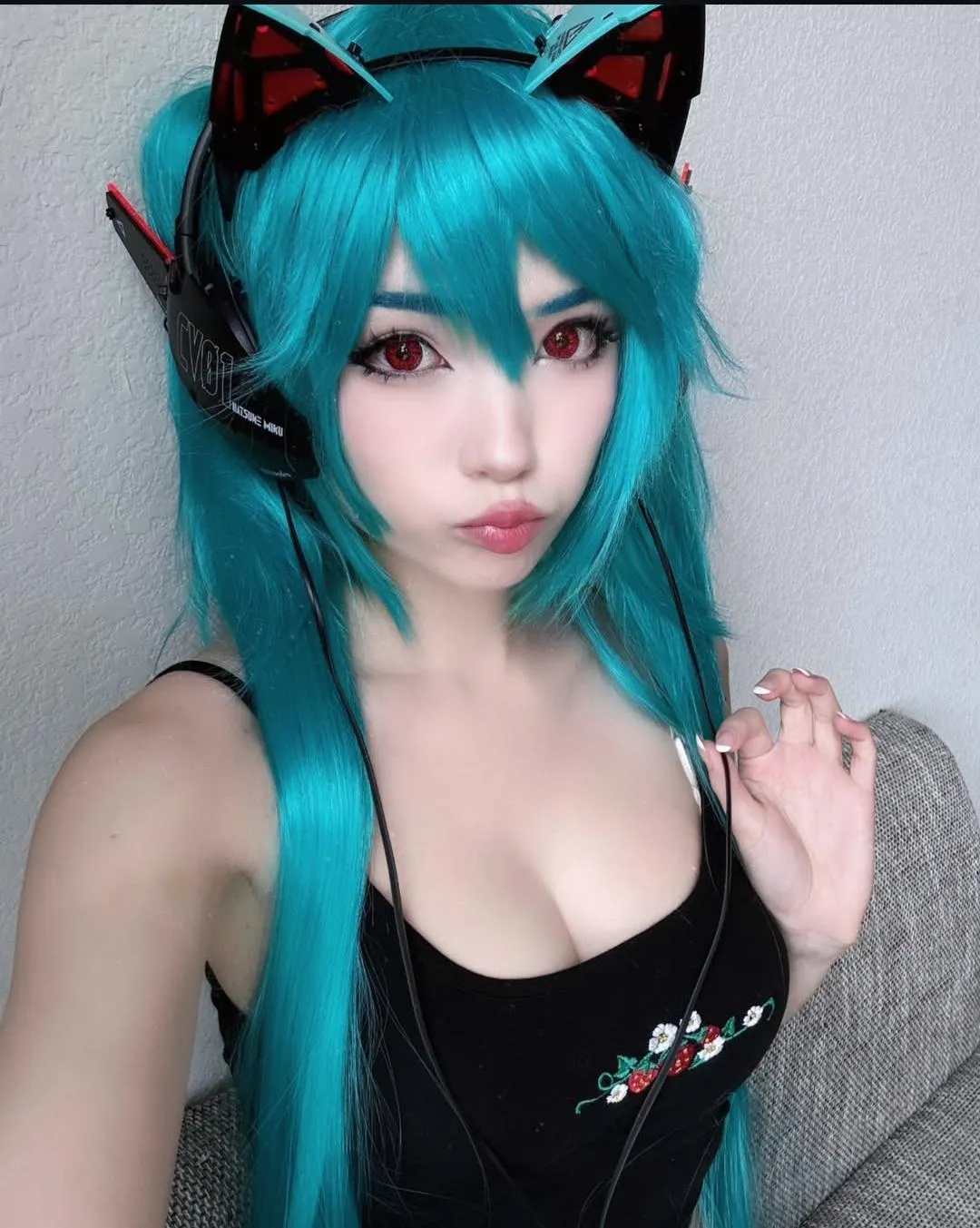 I really love worshipping her