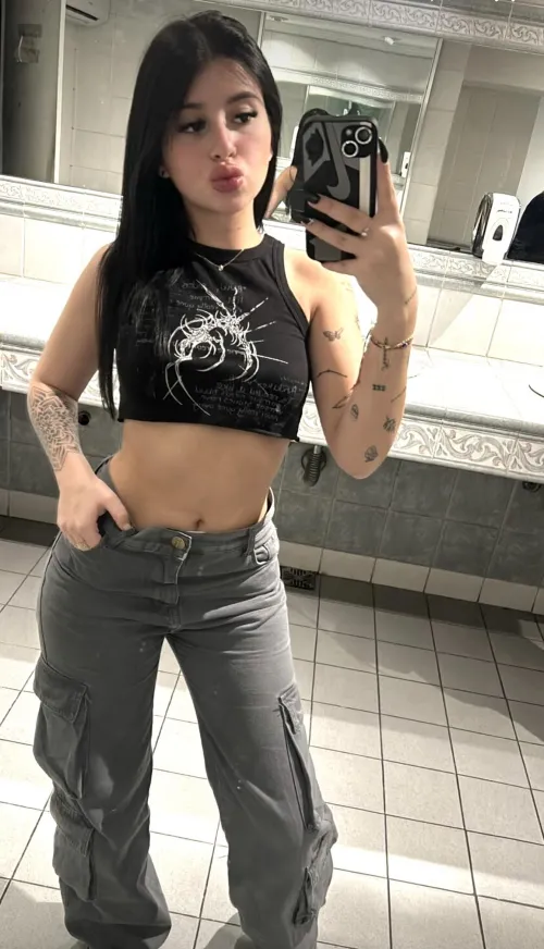 I’ll be your best goth girlfriend