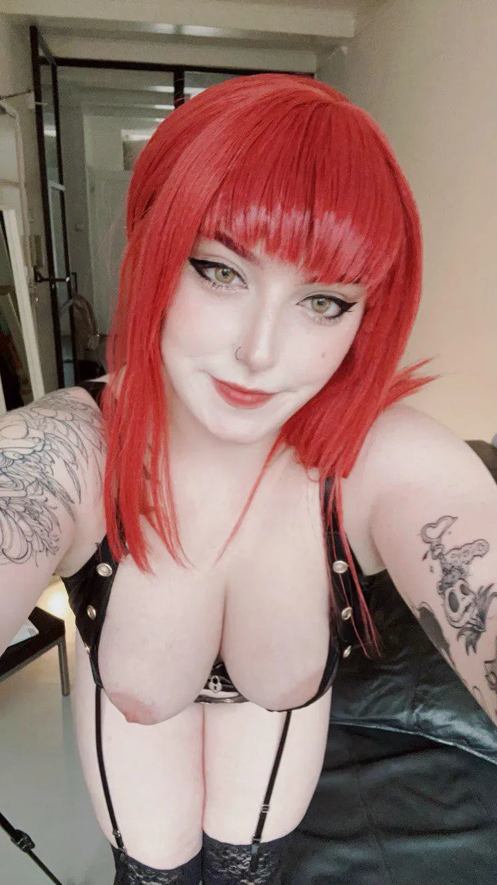 Makima from Chainsawman (Kuroitsune)