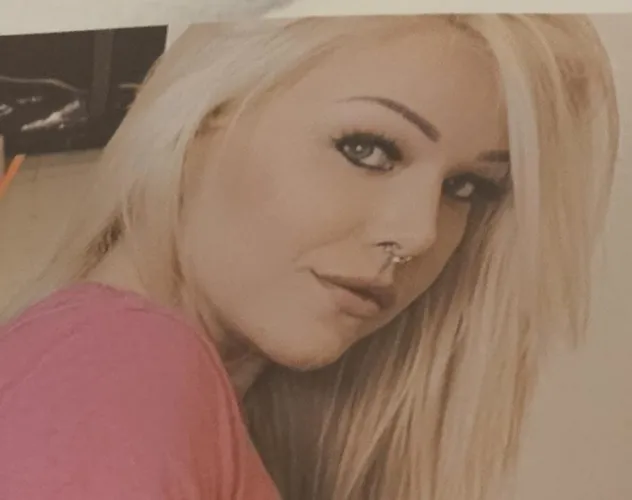 What's the name of this girl who appears in the magazine?