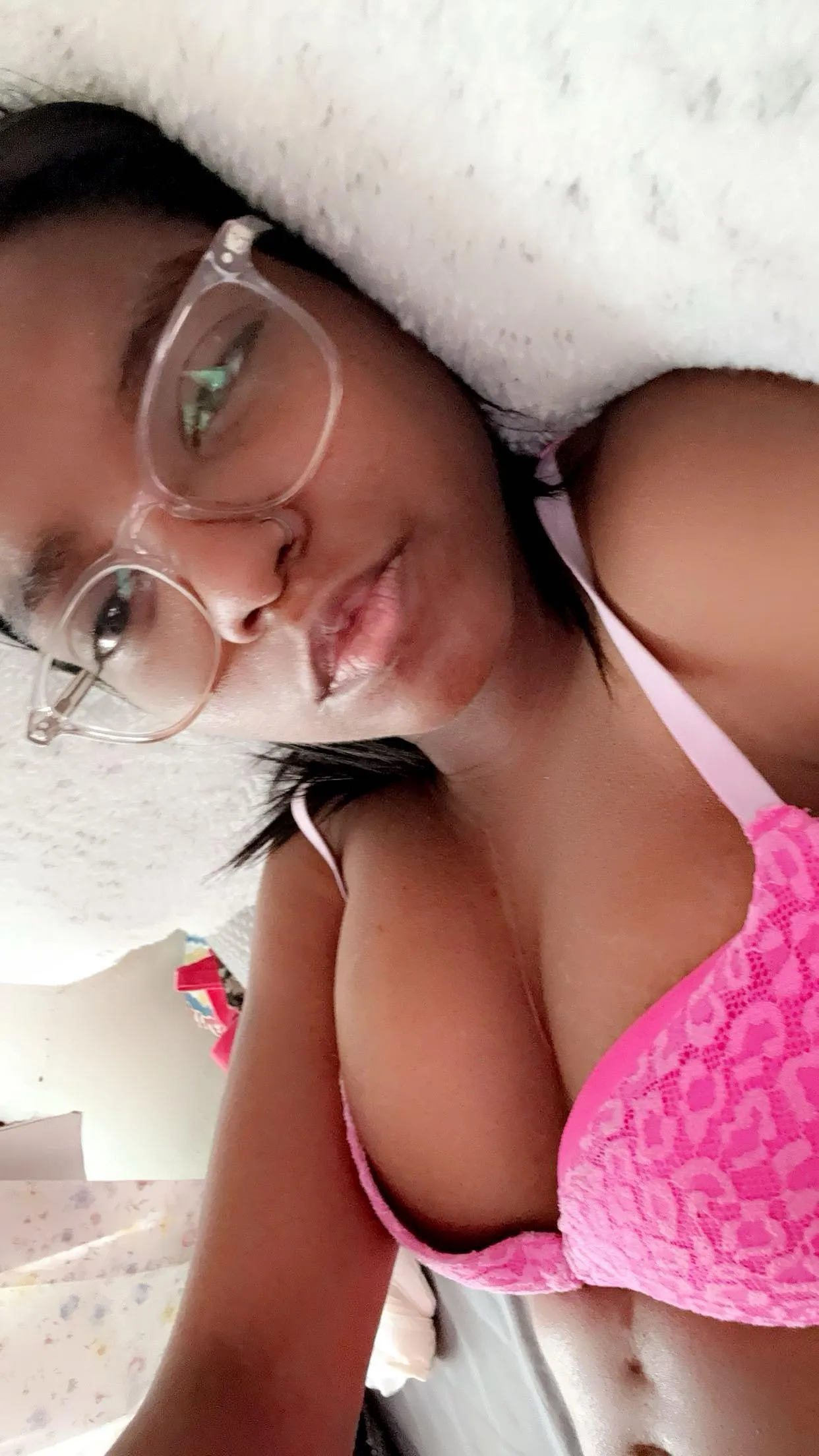 Would u fuck me even tho I’m 19🤭