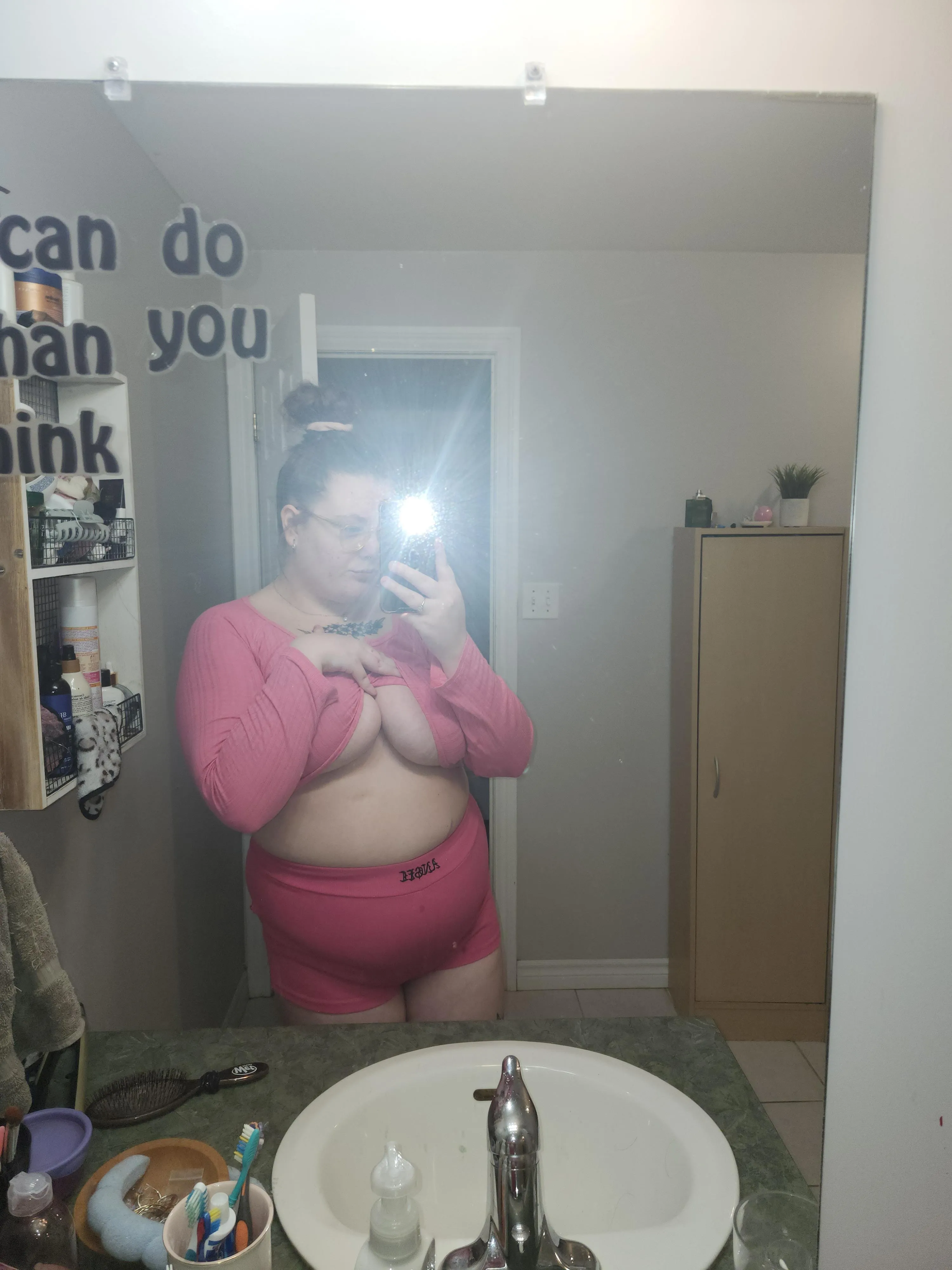 A lil tease.. 🤭👀