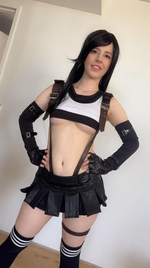 all i wanna do is be your wife and dress up in cosplay all day :3