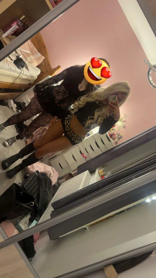 could you toilets handle two of us x