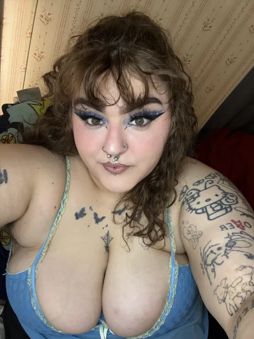 fund a concert that you won’t be going to 🖤