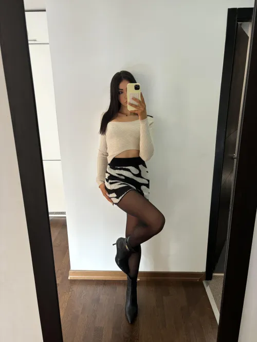 i love how this skirt feels