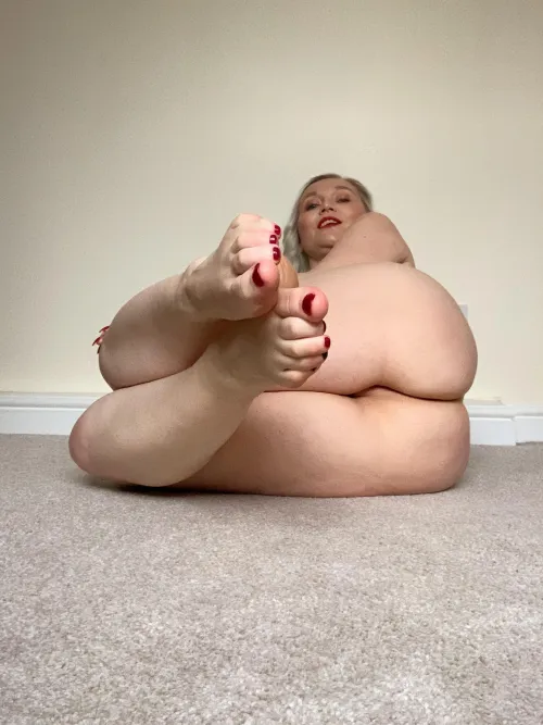 I love sending nudes to good boys