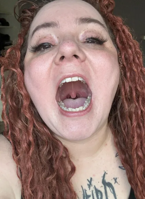 I wanna feel you sliding down my throat {f}