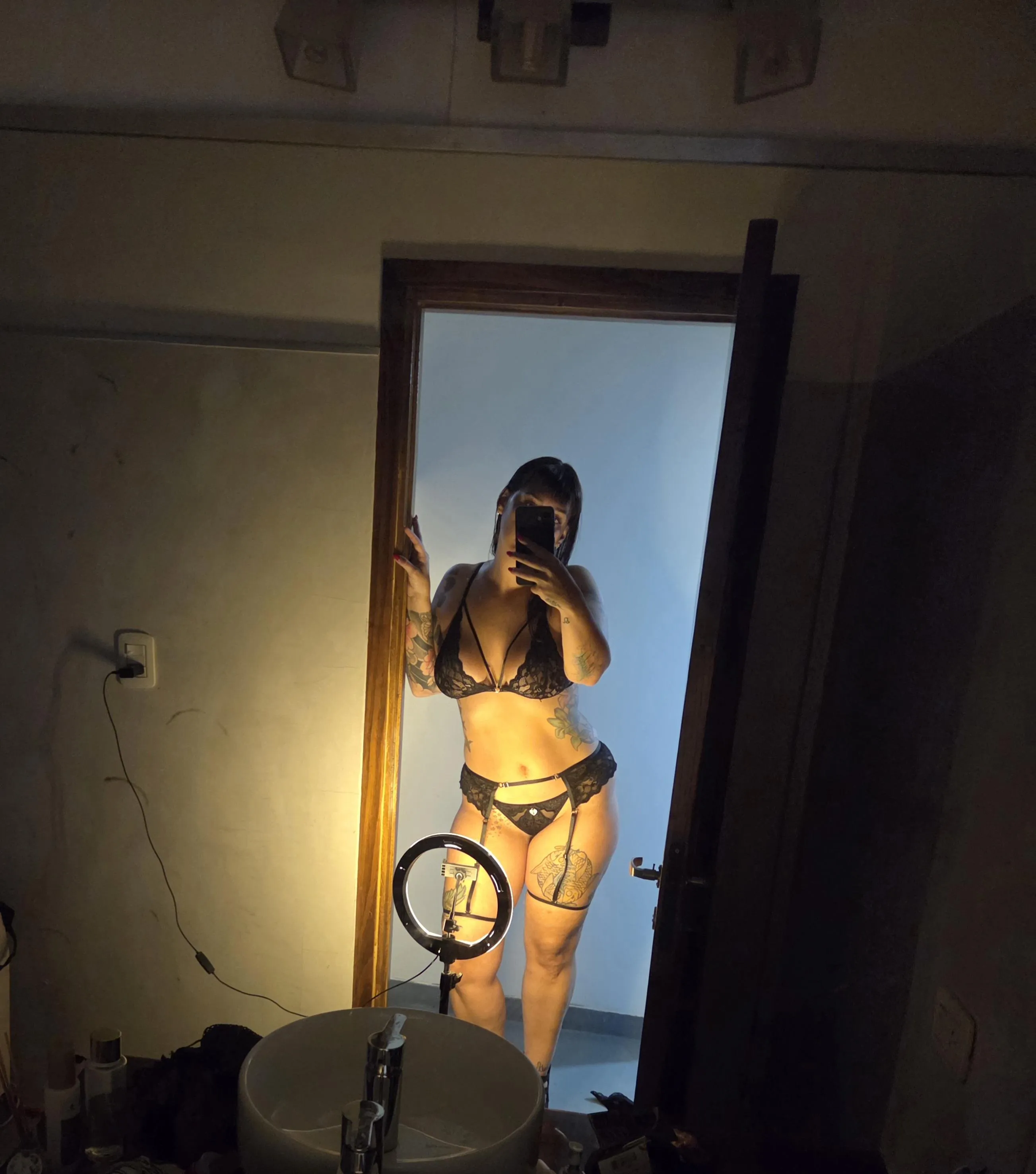 Illuminated like the goddess I am, worship me