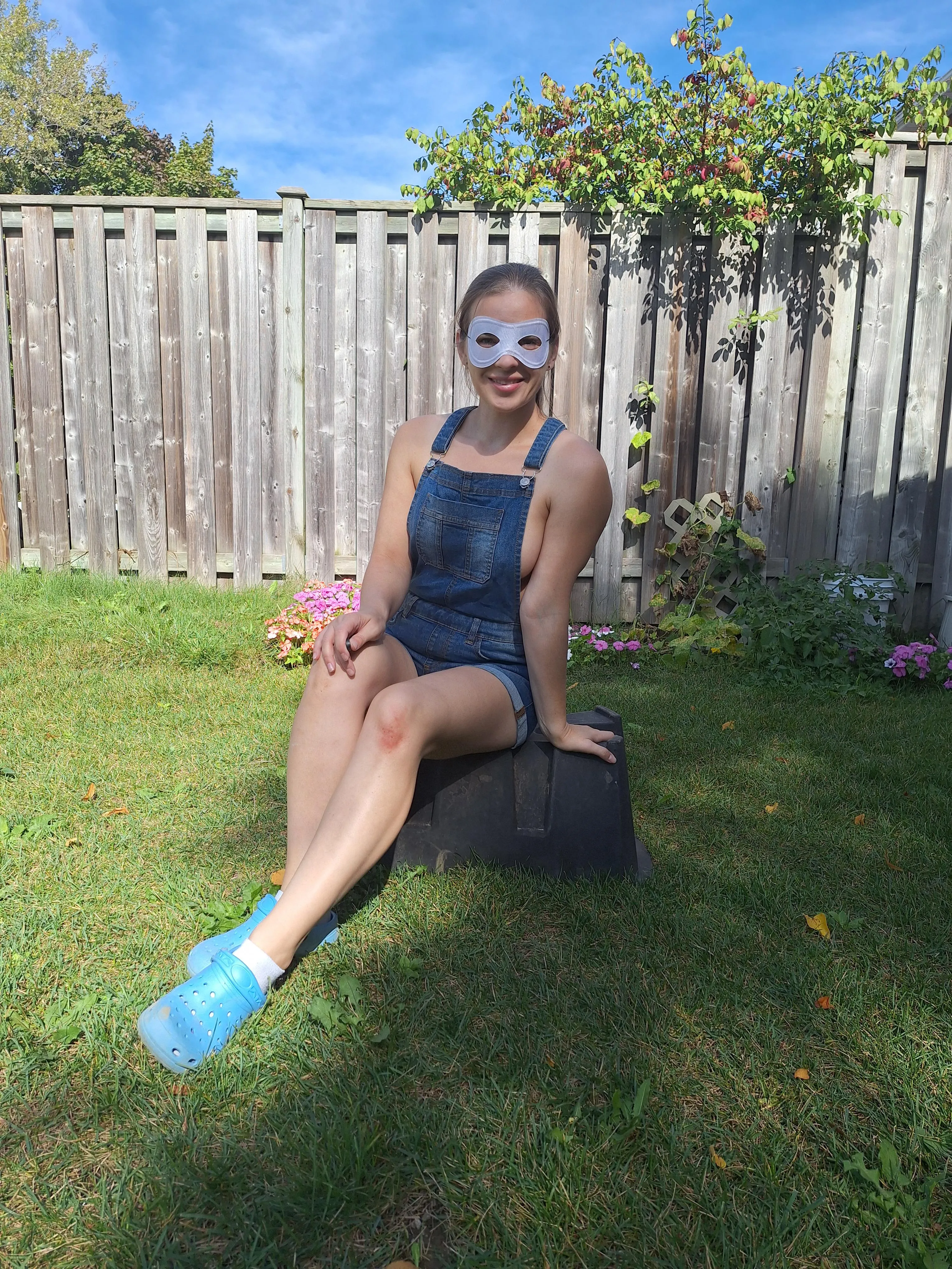 Just relaxing in my favorite overalls