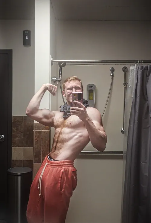 Lick up and down my abs and make sure to get the sweat when you worship me!