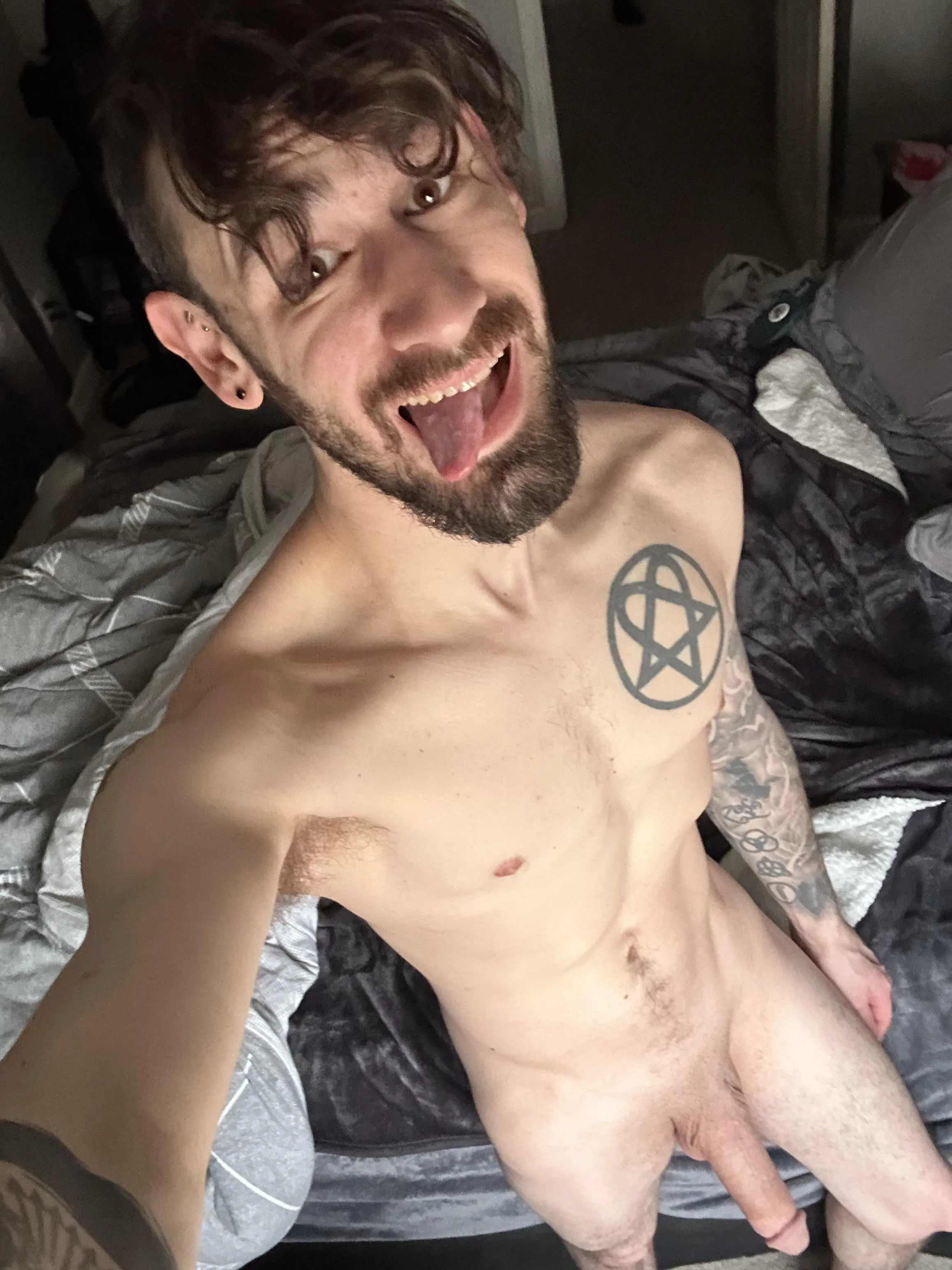 M34, Had a negative weekend. Could use some cheering up and some new friends (920, FDL)