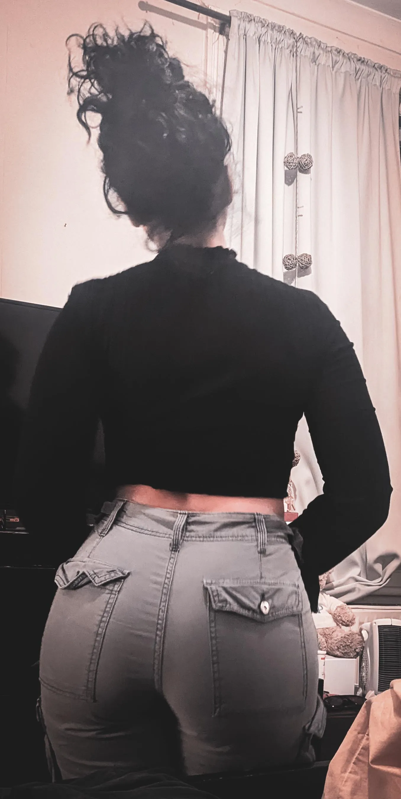 My London-based 22yo Italian gf wants to be a FTM