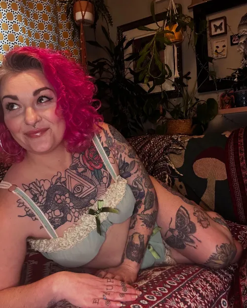 My sultry thoughts are brewing something hot and spicy, are you brave enough to taste?