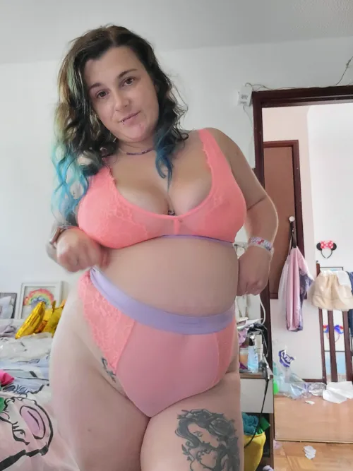 Spot the hidden Minnie ears