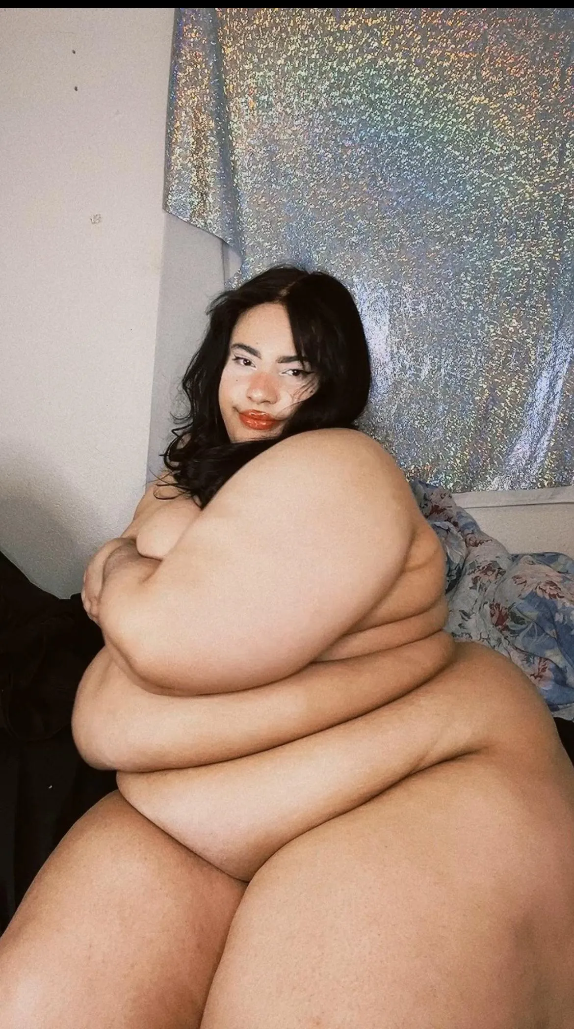 When one belly gets bigger than the other 🤭