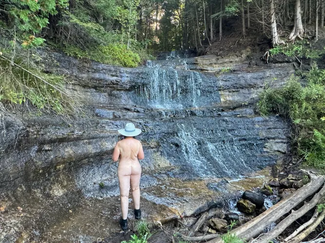 Alger Falls 💦 Munising Michigan