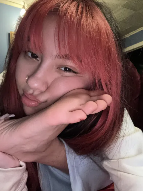 bored so here’s my head rest 😩😉