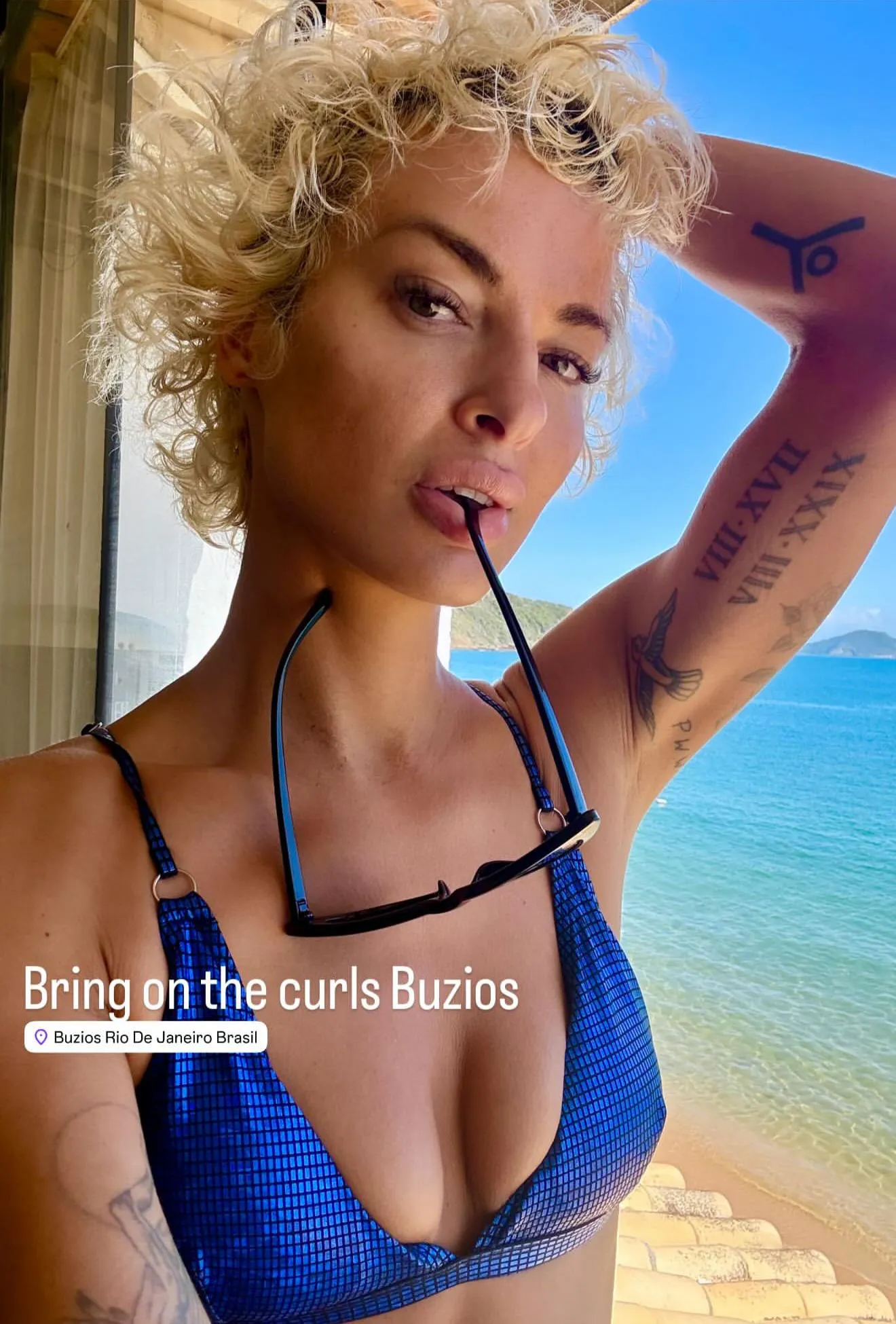 Curly Laura (from her Instagram story)