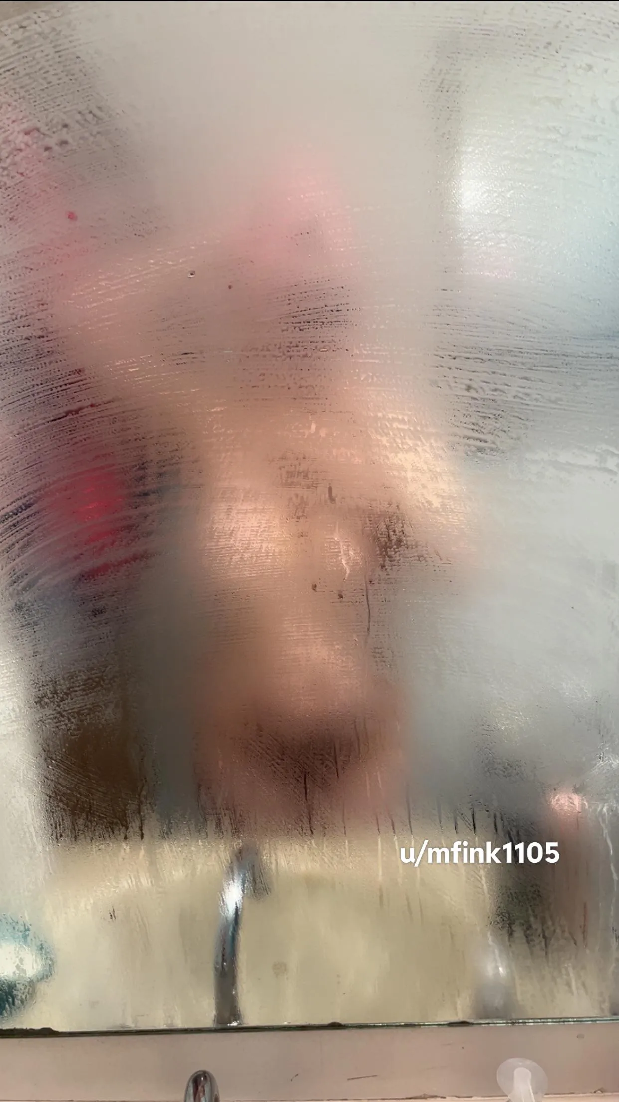 don’t you wish you could swipe the steam away? 😋