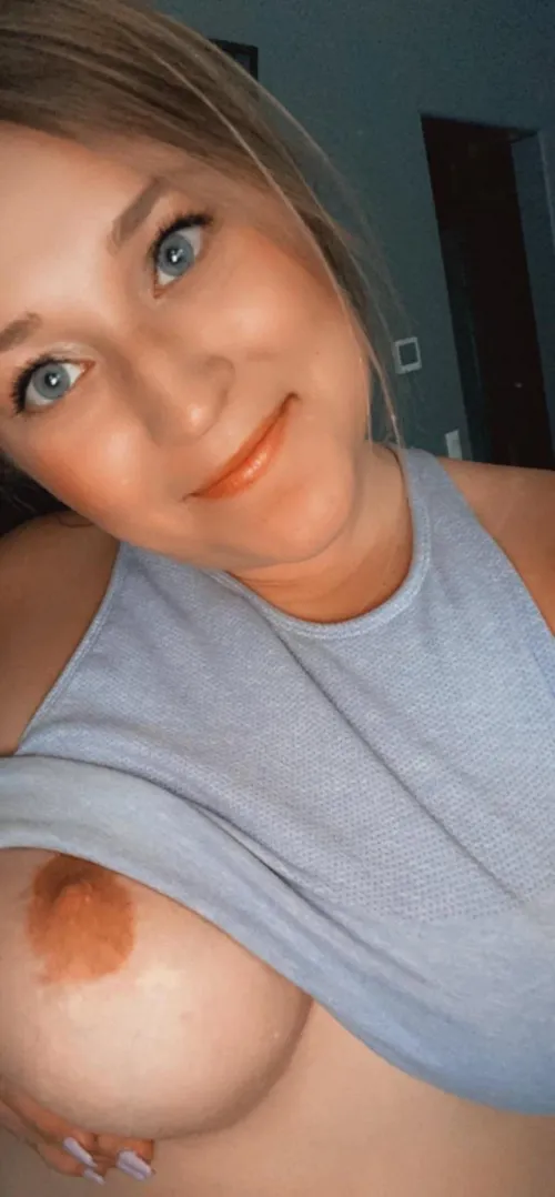 Feelin sexy tonight 🥵