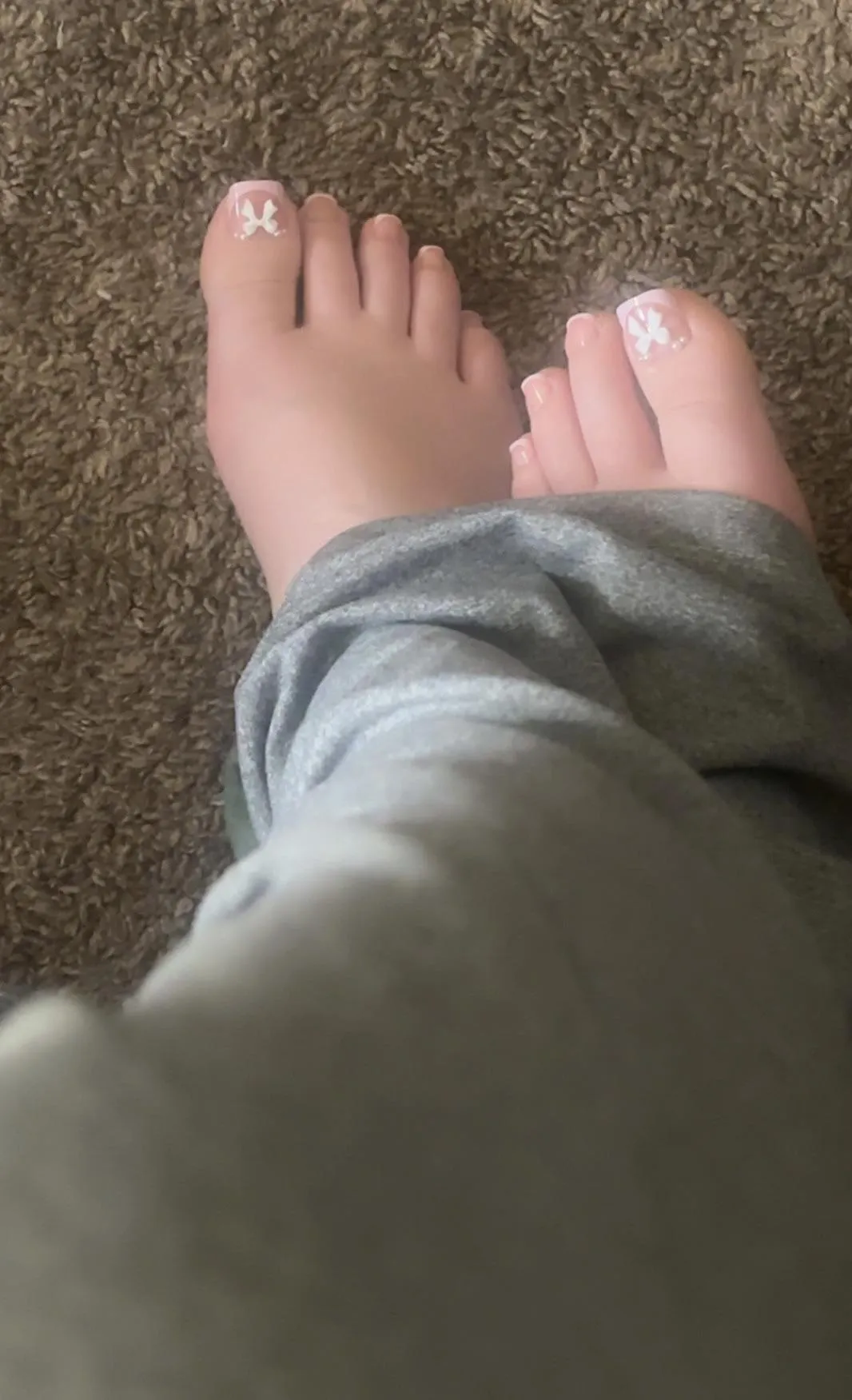 Foot lovers hit me up