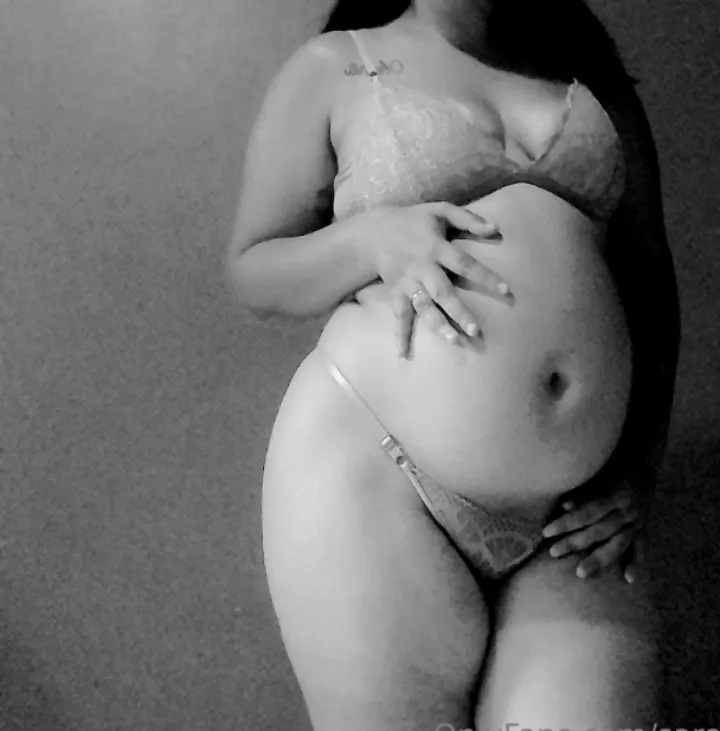 Give love to my pregnant belly