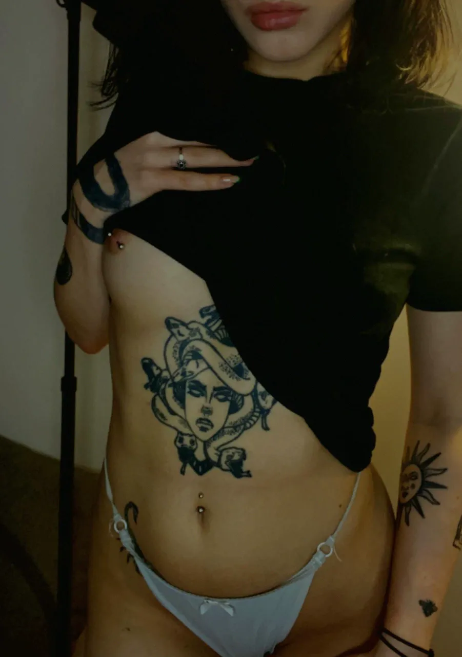 I don't ever wear bras with a shirt