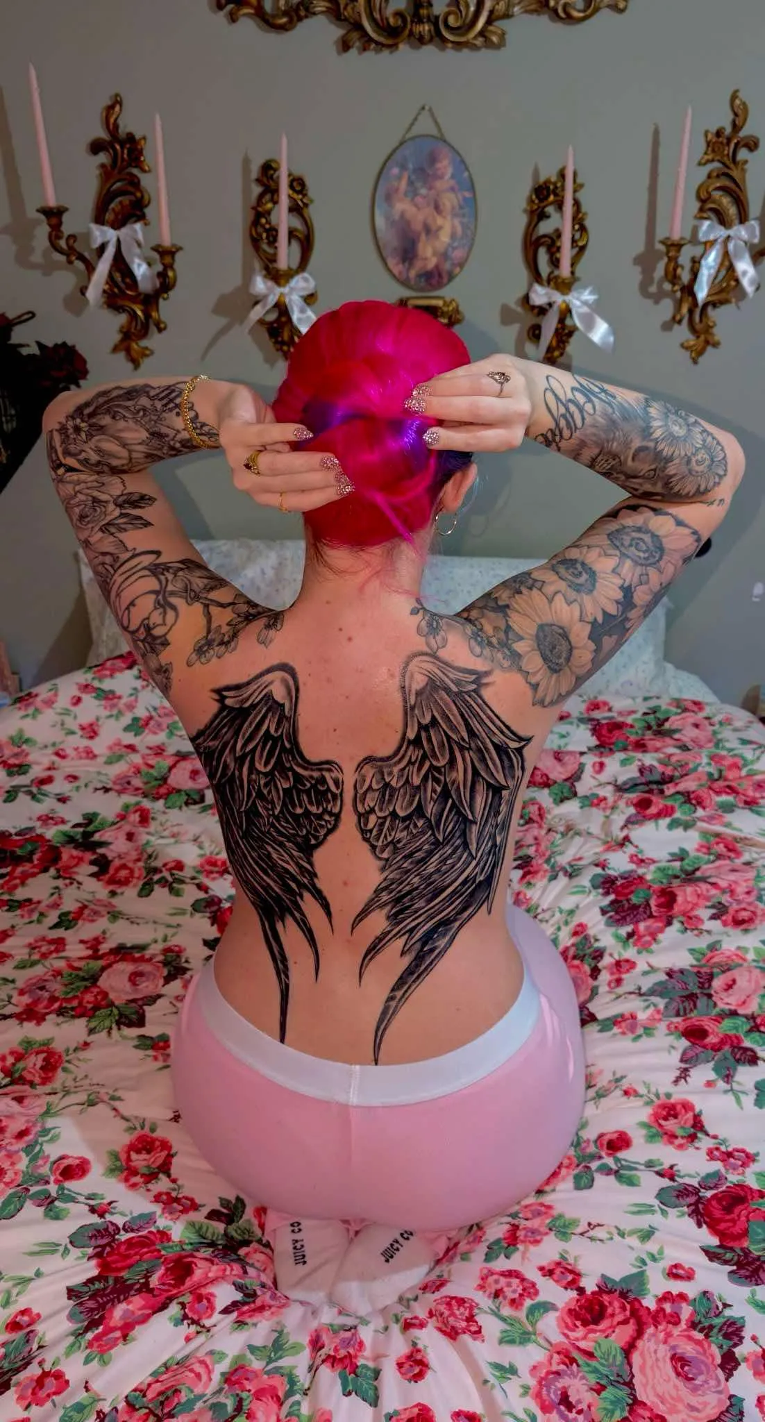 I'd love to keep you company! I'm available for [pic][vid][sext][fet][fan][gfe] and more!