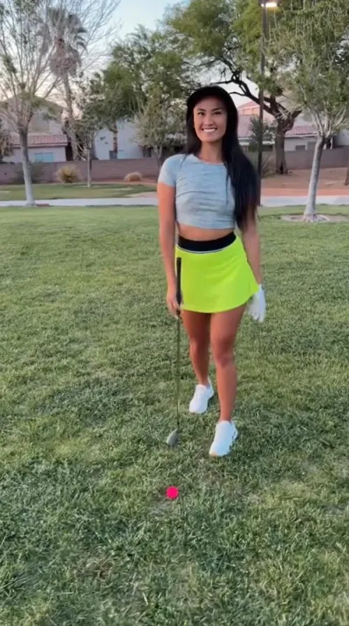 make me feel good about my outfit please