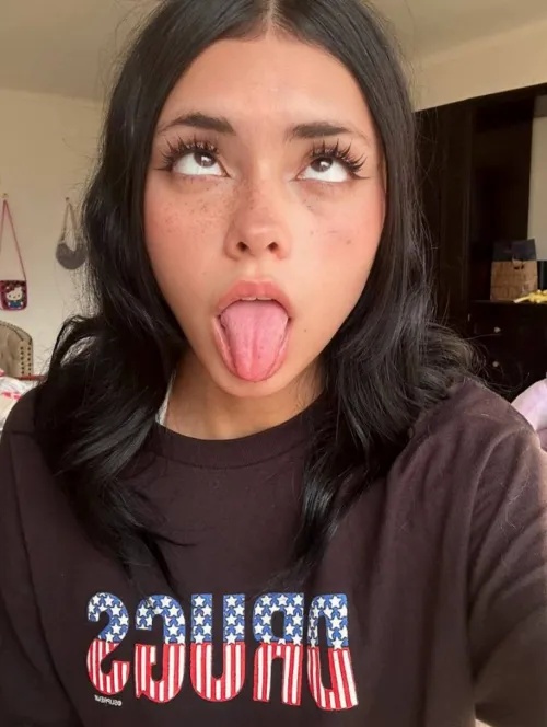 Men of reddit: what about ahegao turns you on so much?