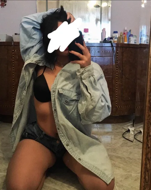 Oggi è lunedì ma posso alleggerirtelo con una bella notte di fuoco💕✨