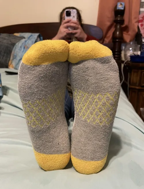 [Selling] My socks make me feel classy, but my scent is a real class act 😝