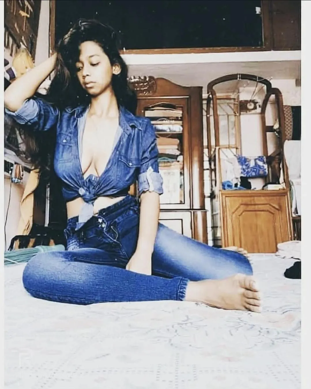 Sexting with live nuds with face available paid