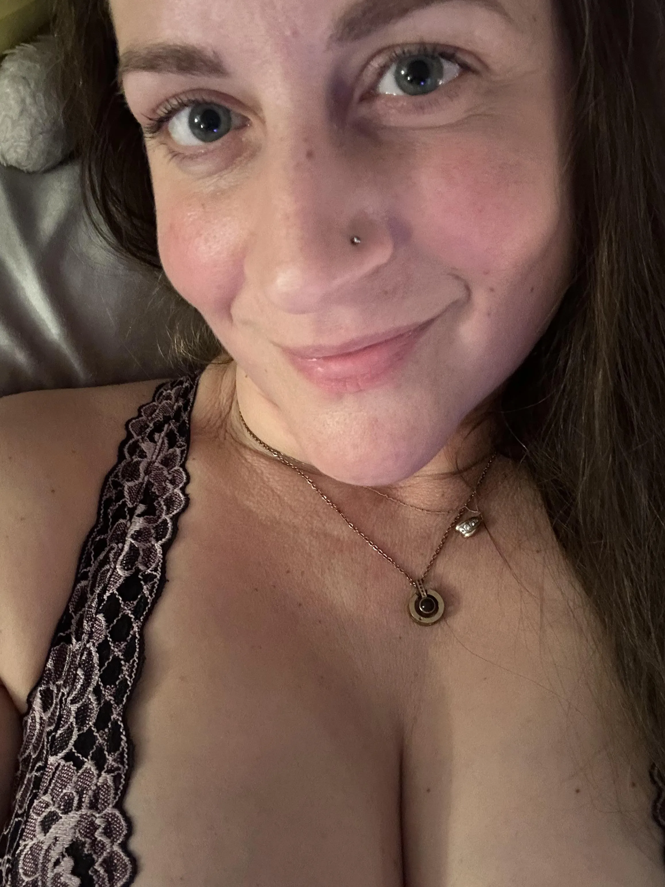 Soft sheets, warm glow, and a smile just for you… Wouldn’t you love to end your night right here? Soft sheets, warm glow, and a smile just for you… Wouldn’t you love to end your night right here?