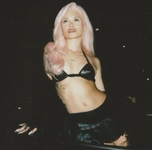 Such a beautiful babe 