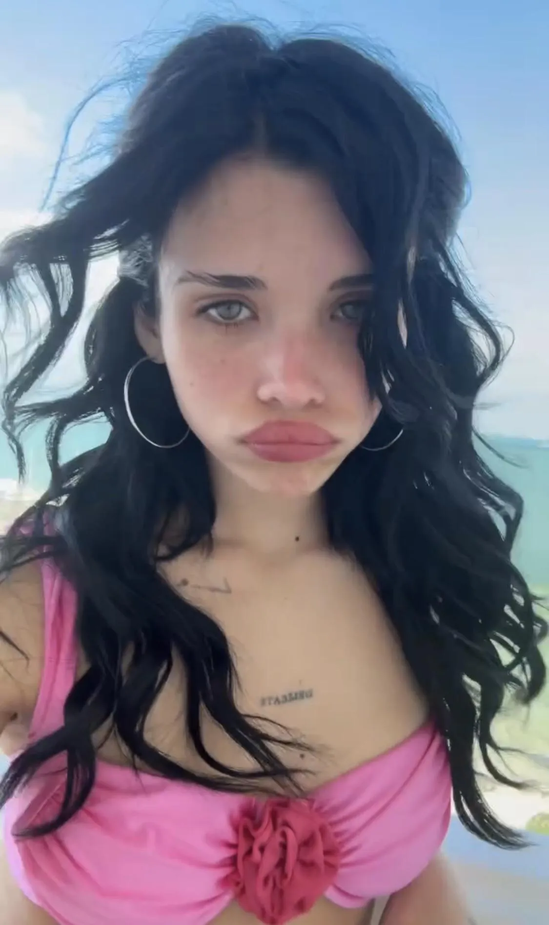 Too cute. Love her lips 