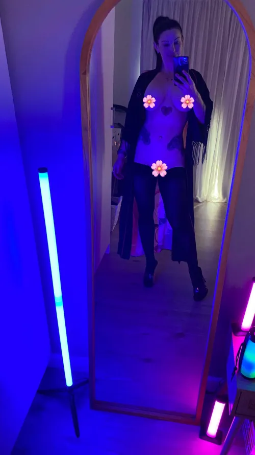 whoever like this will get a surprise (instant)🥰