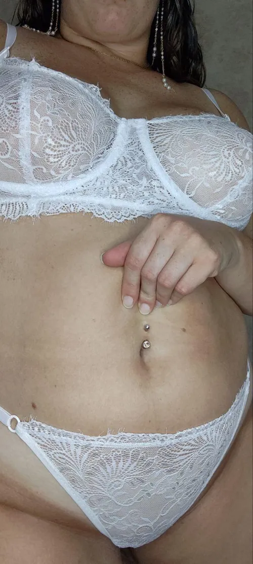 You will be addicted to my navel and you will worship it whenever I as you to