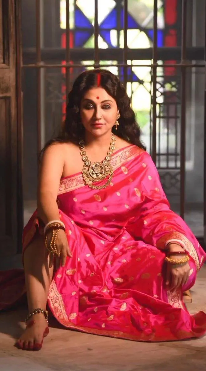 Ab nazare kyu chura rahe ho😏