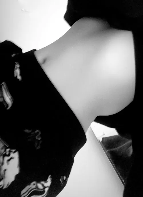 Good morning all 🖤 DMs welcome ☺️